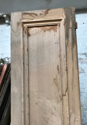 Grande porte ancienne en bois