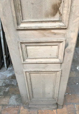 Grande porte ancienne en bois