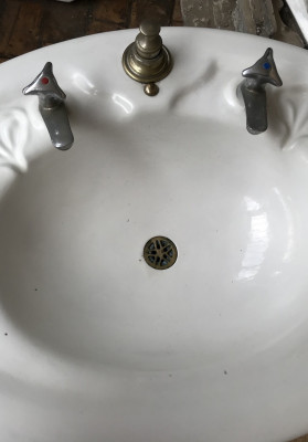 Lavabo ancien 1930