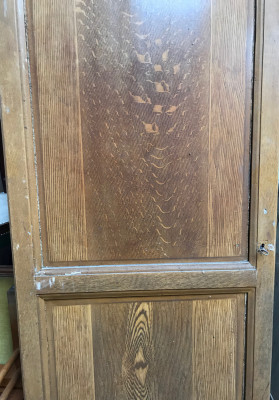 Porte de placard en bois