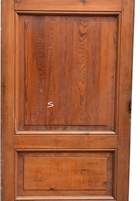 Porte de placard en bois