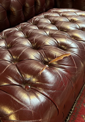 Chesterfield cuir details