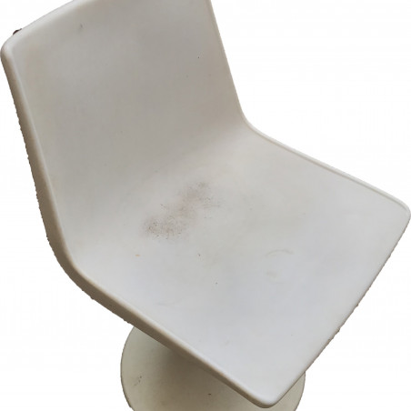 Chaise Hille international LTD