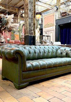 Chesterfield en cuir vert corner