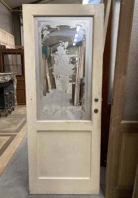 Belle porte ancienne en bois avec verre gravé