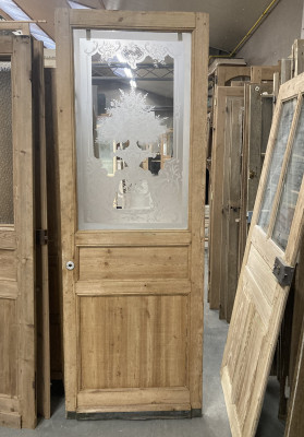 Belle porte ancienne en bois avec verre gravé