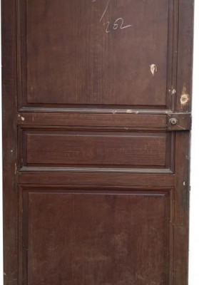 Porte marron moulure