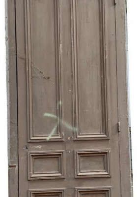 Ancienne porte avec bâti