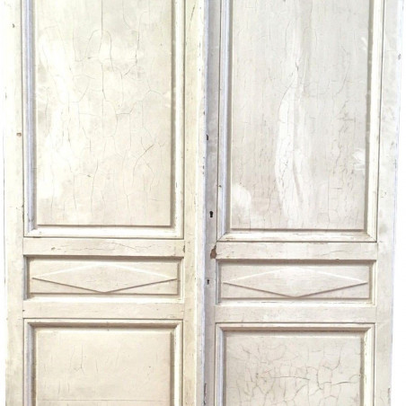 Double portes de placard en sapin patiné de style Directoire