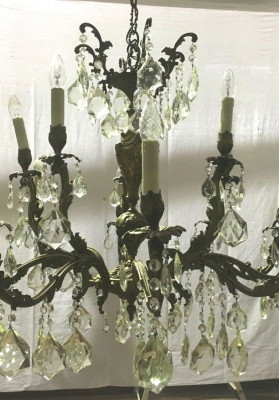 Lustre de style Louis XV en bronze