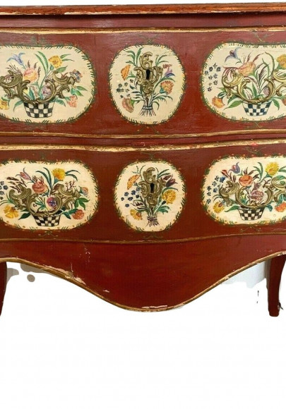 Commode galbée de style Louis XV Décor de paniers et bouquet fleuri XIX siècle