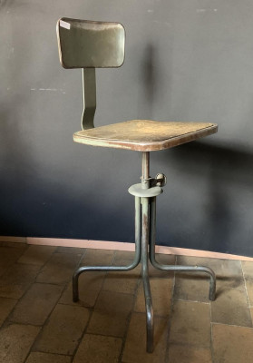 Tabouret industriel