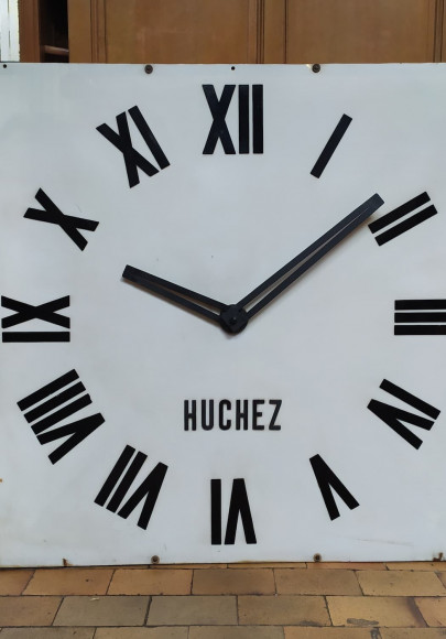 Grande Horloge Huchez à chiffre romain